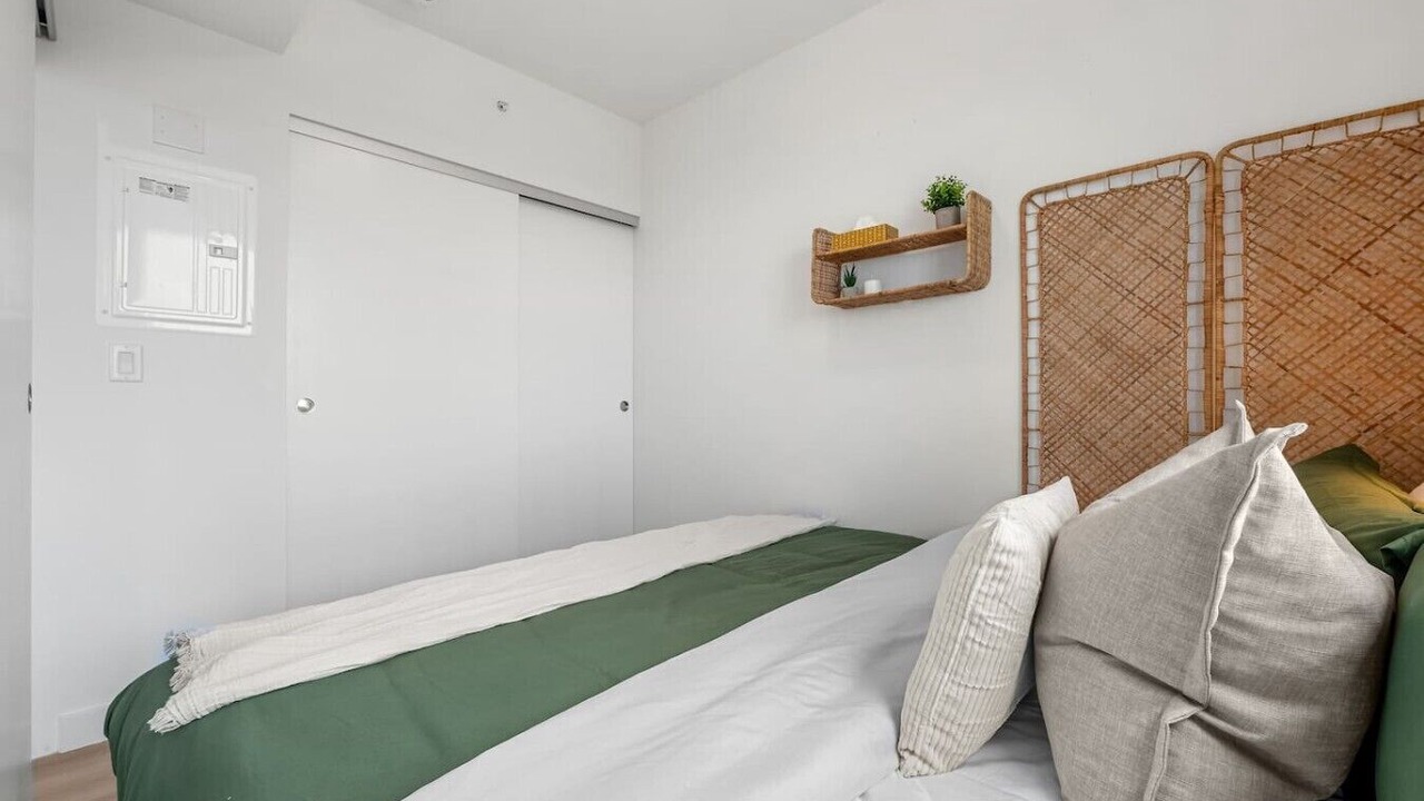 Photo of Bedroom in Crescent Heights