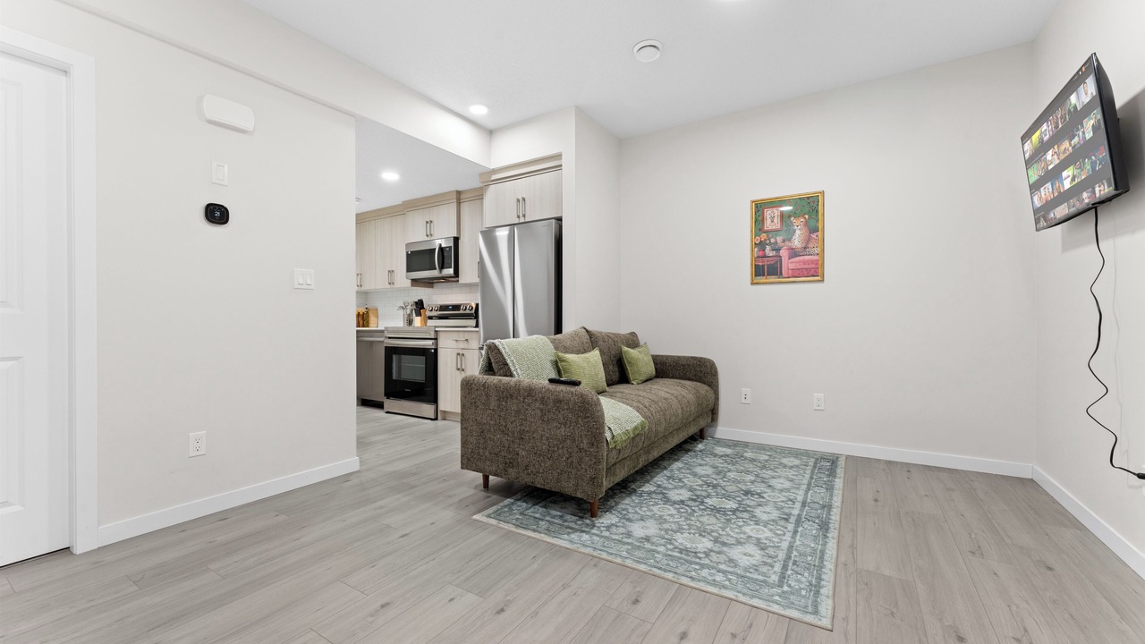 Photo of Livingroom in Southeast Edmonton