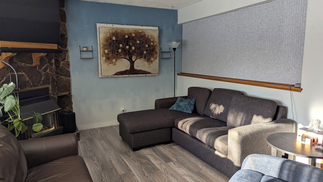 Photo of Livingroom in Southeast Calgary