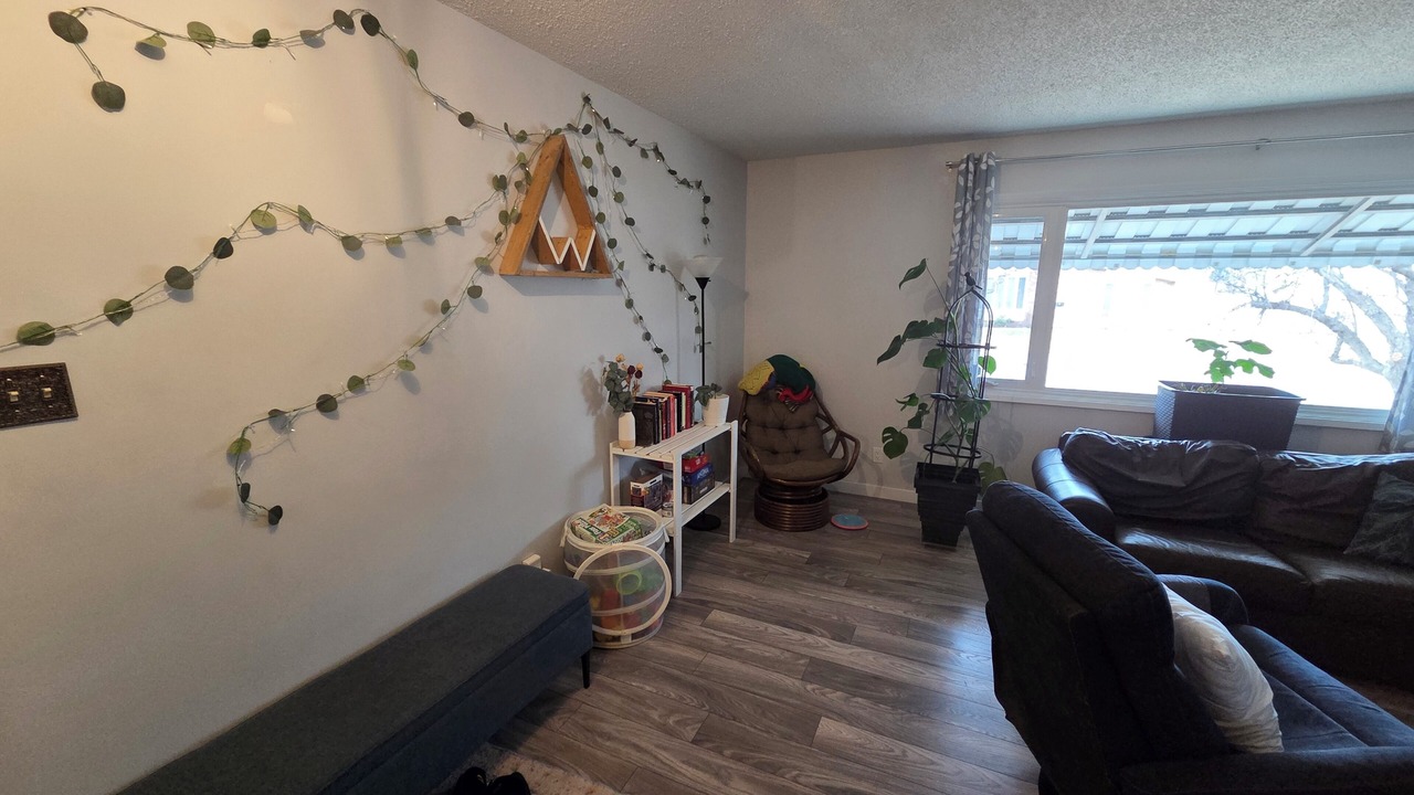 Photo of Livingroom in Southeast Calgary