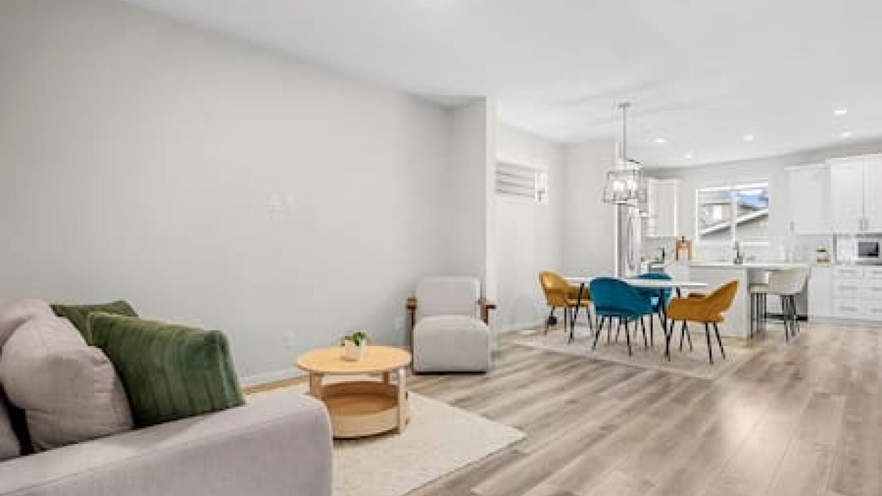 Photo of Livingroom in Keith