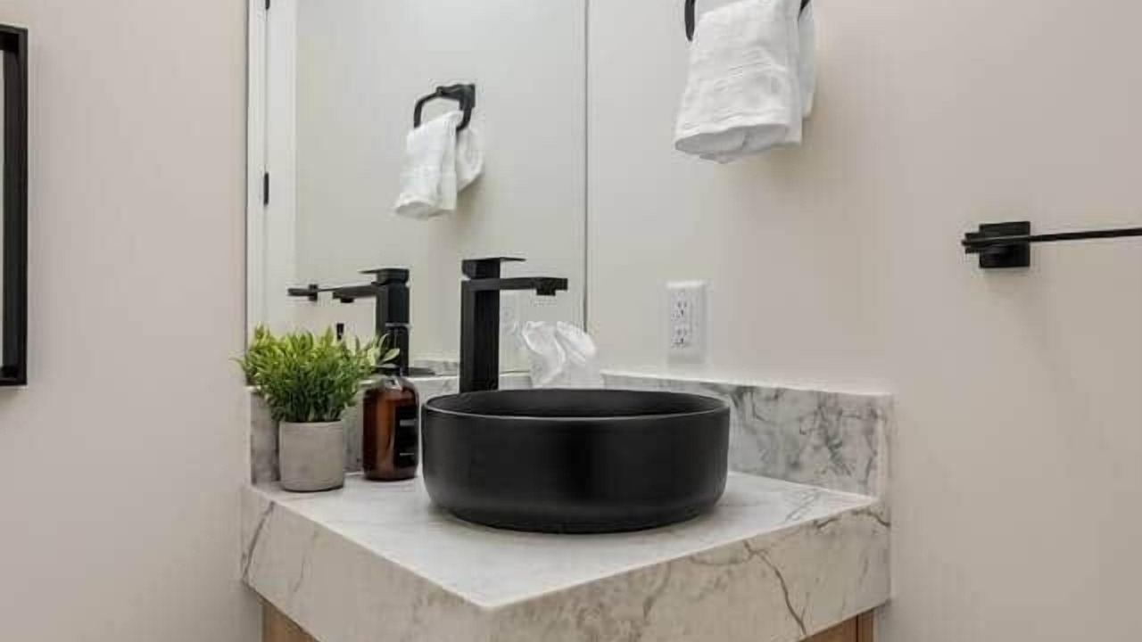 Photo of Bathroom in Shaganappi