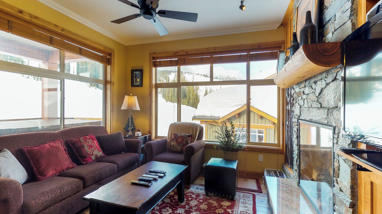 Photo of Bedroom in Big White Ski Resort