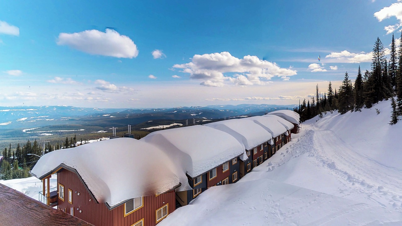 Photo of Bedroom in Big White Ski Resort