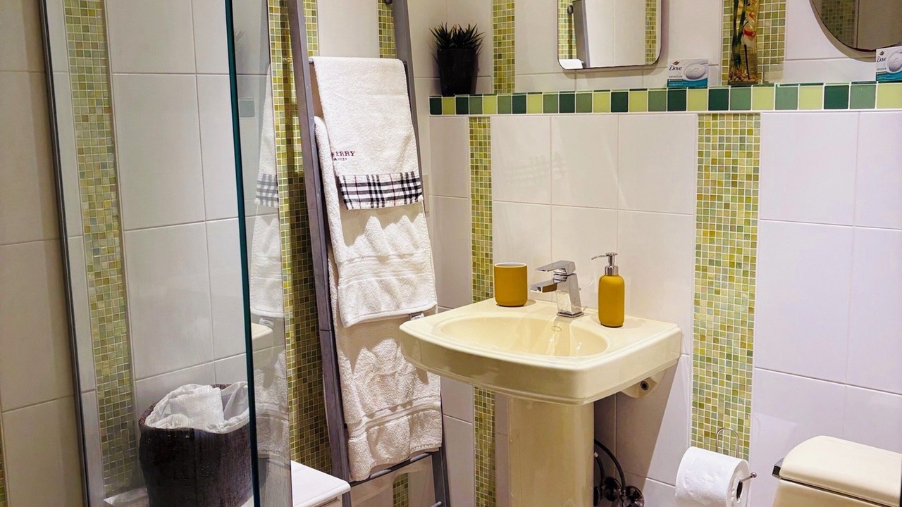 Photo of Bathroom in Canyon Heights