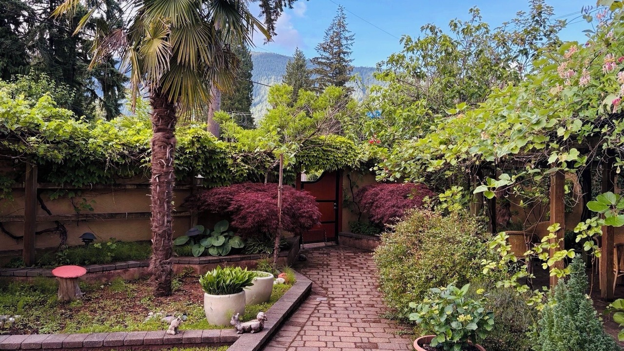 Photo of Outdoor in Canyon Heights