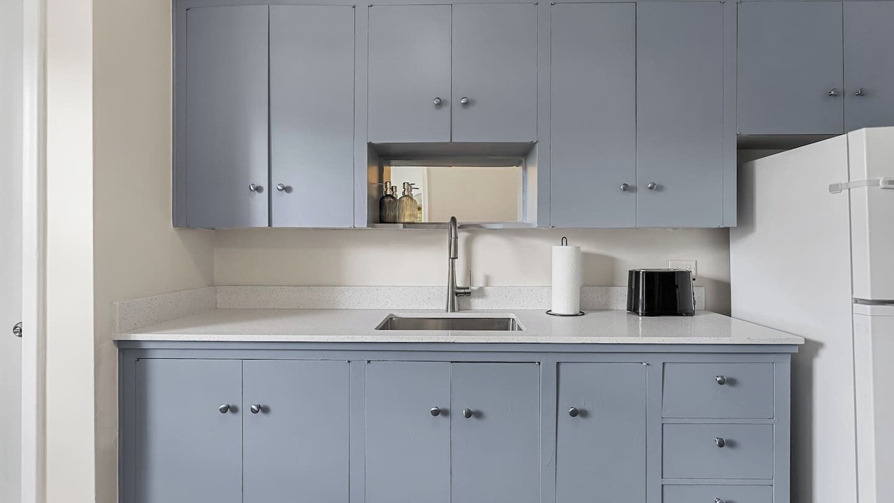 Photo of Kitchen in Banff Trail