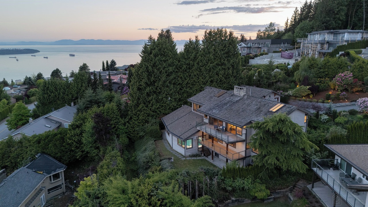 Photo of Outdoor in West Vancouver