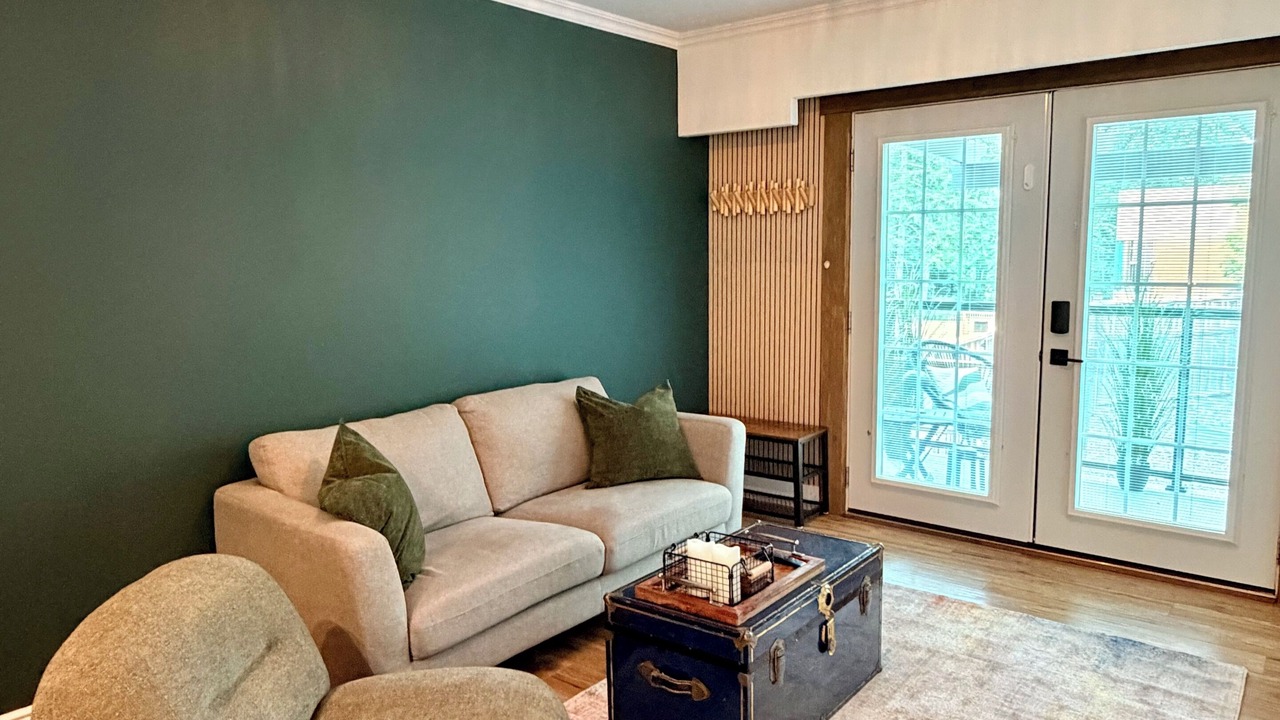 Photo of Livingroom in Quathiaski Cove