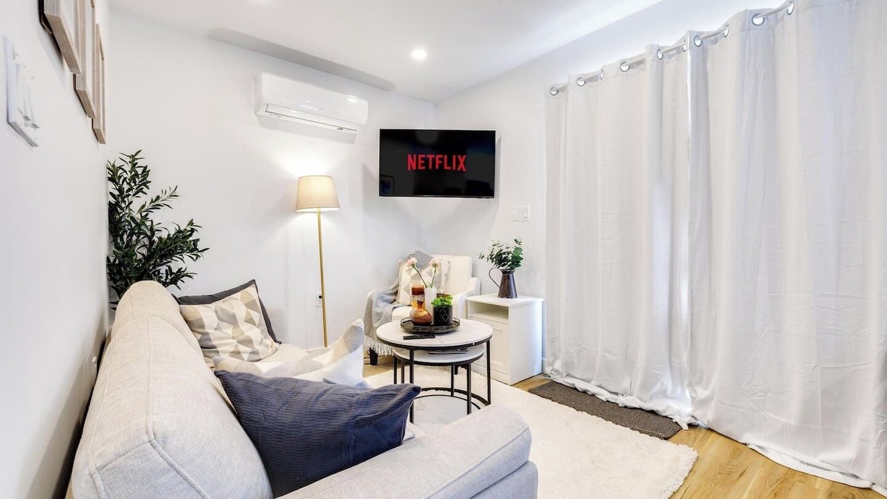 Photo of Livingroom in Sunset