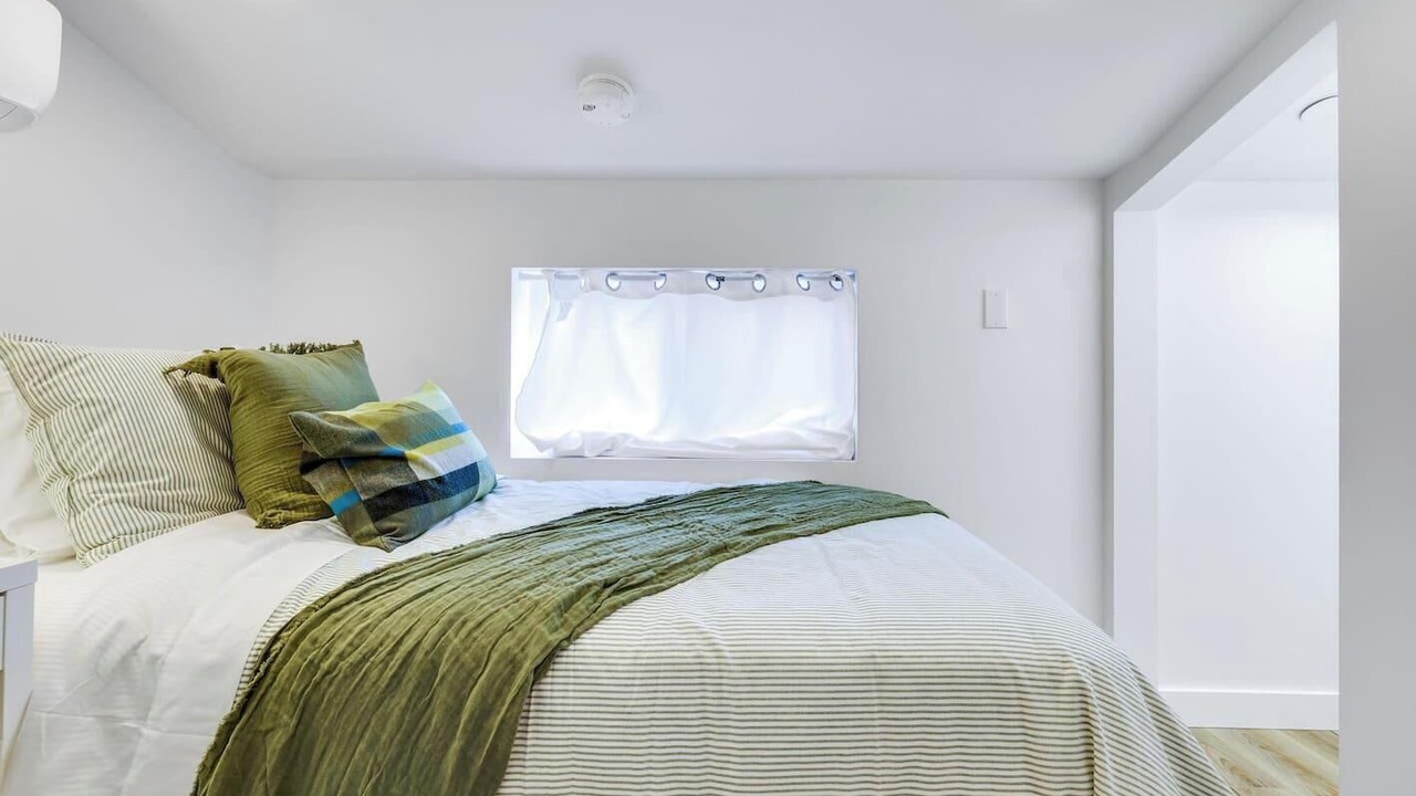 Photo of Bedroom in Sunset