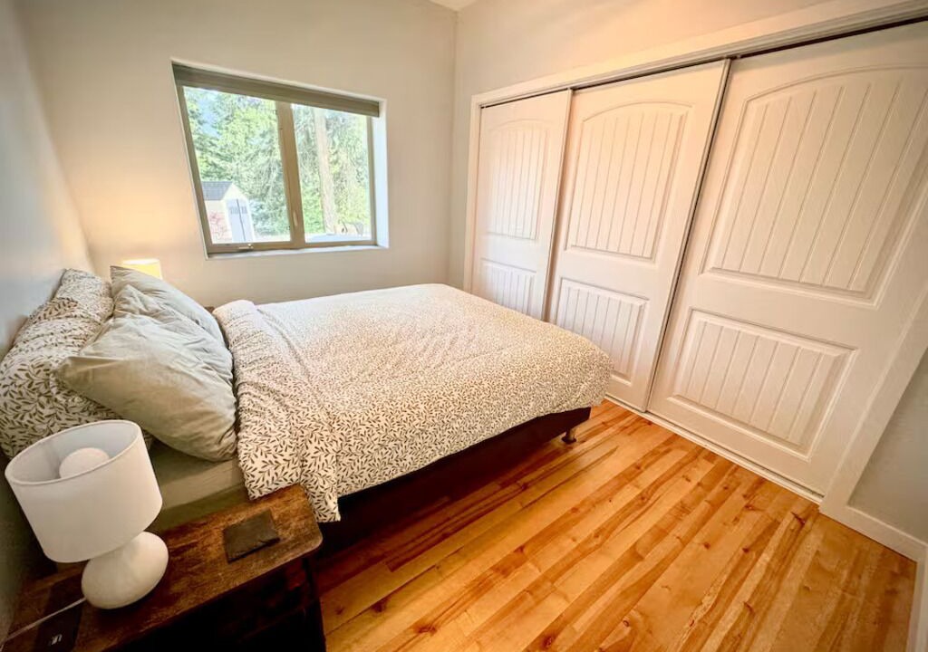 Photo of Bedroom in Blind Bay