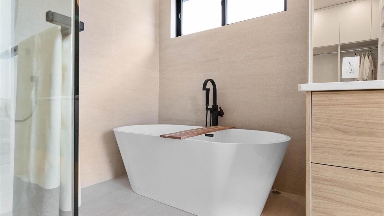 Photo of Bathroom in Black Mountain