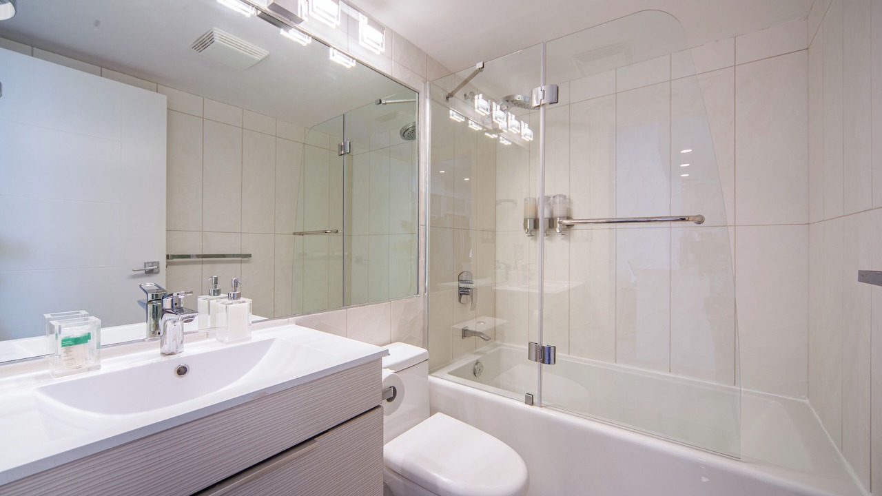 Photo of Bathroom in Coal Harbour