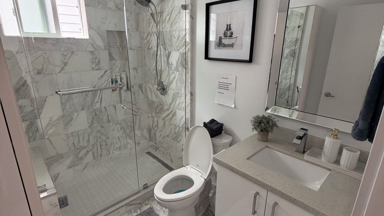 Photo of Bathroom in Uptown