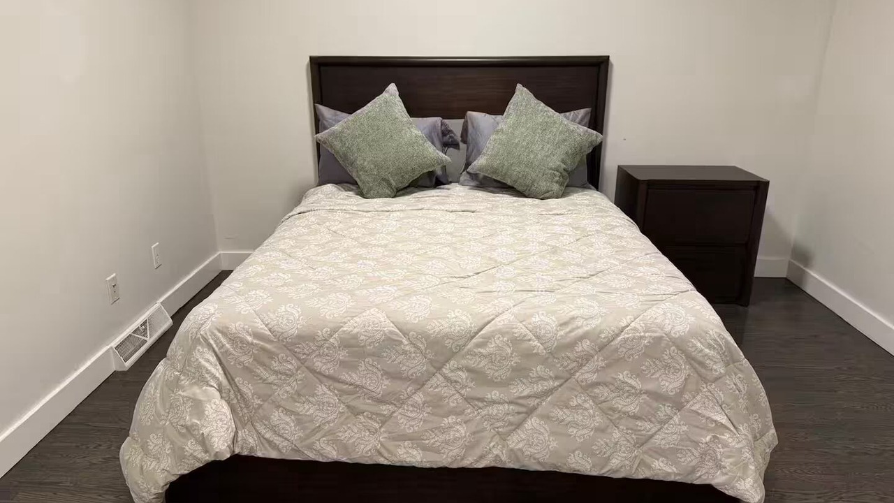 Photo of Bedroom in Northwest Calgary