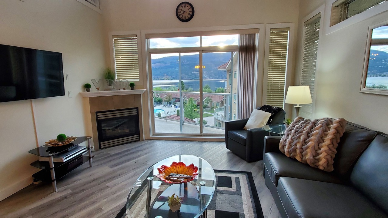 Photo of Livingroom in North End