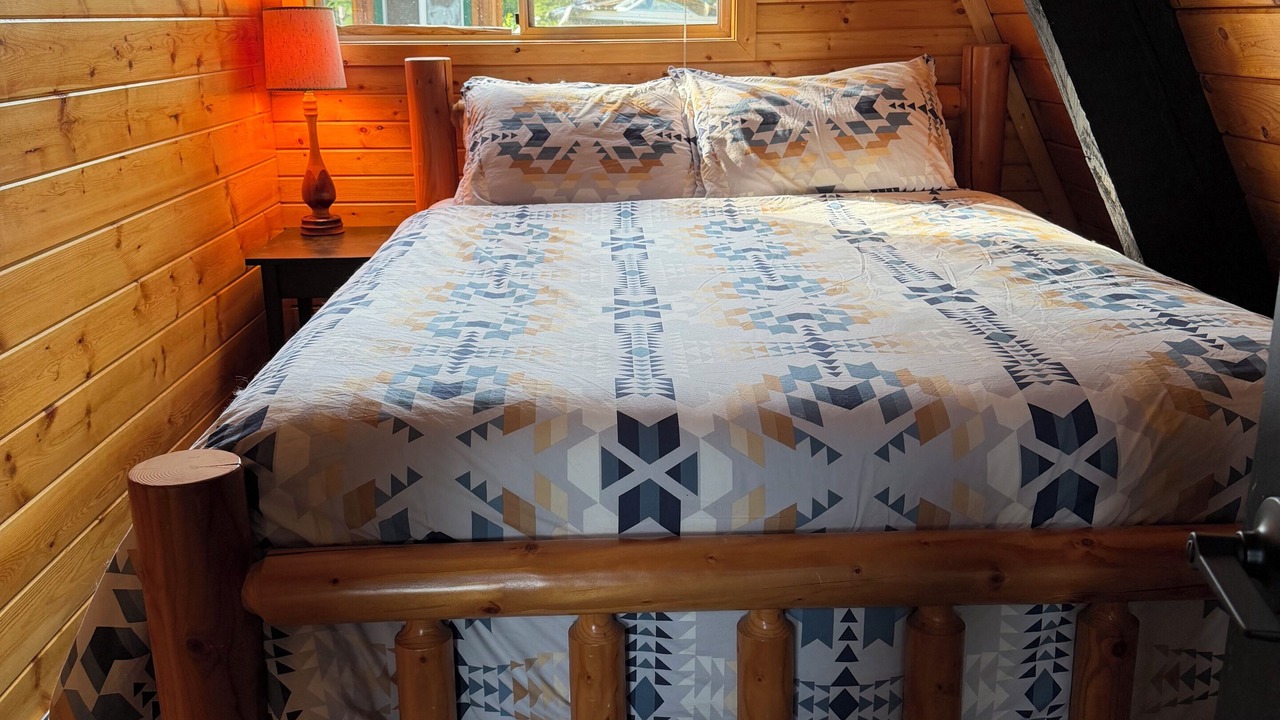 Photo of Bedroom in Sheridan Lake