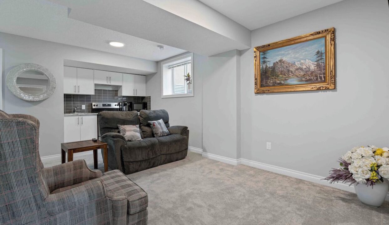 Photo of Livingroom in Chestermere