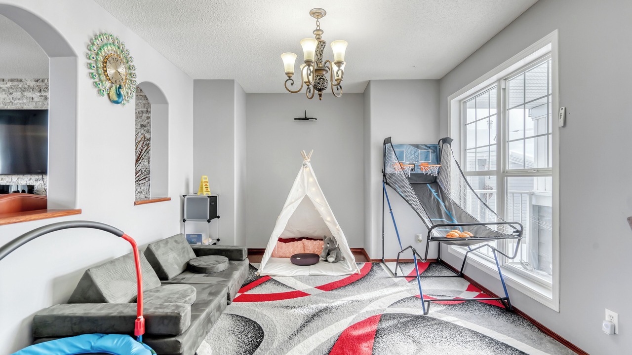 Photo of Livingroom in Bridlewood