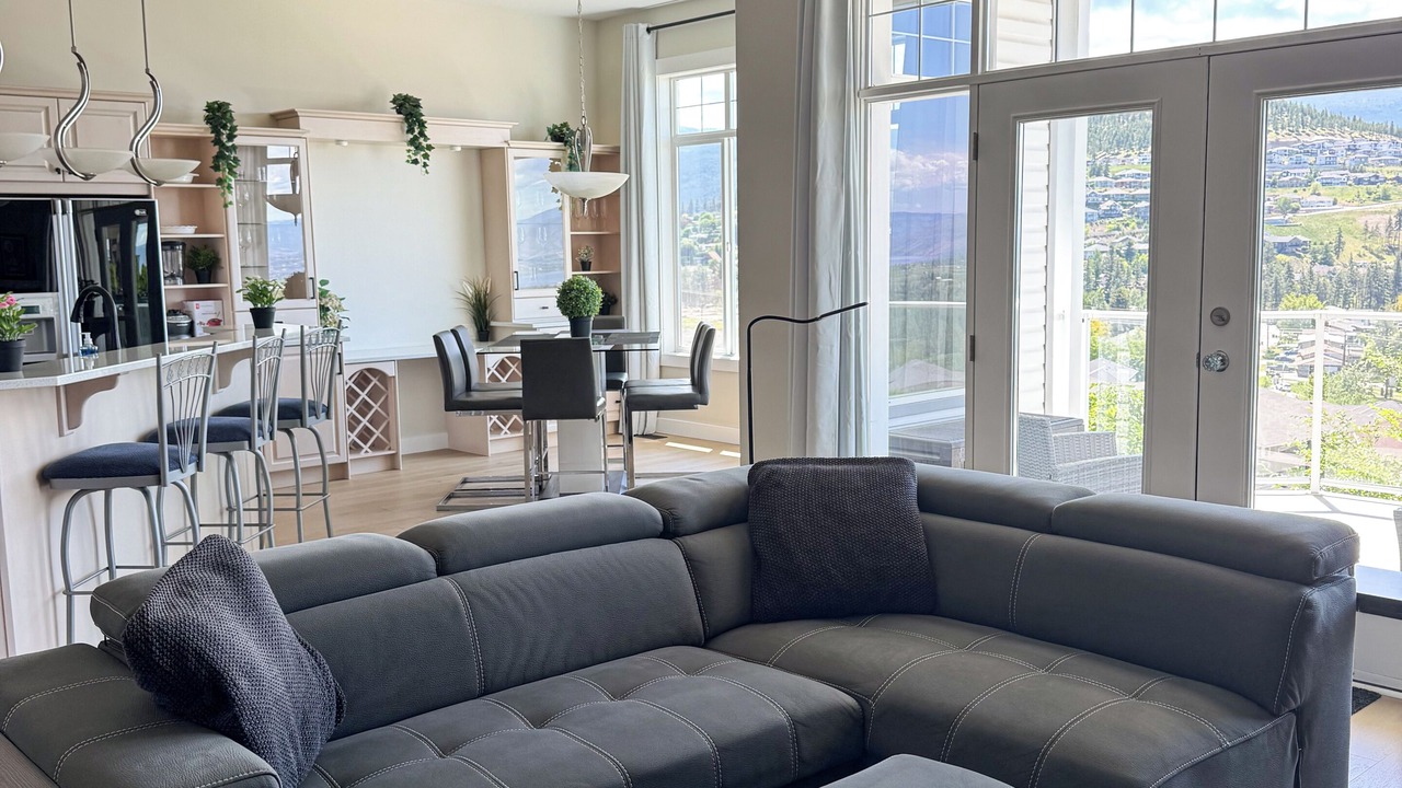 Photo of Livingroom in Black Mountain