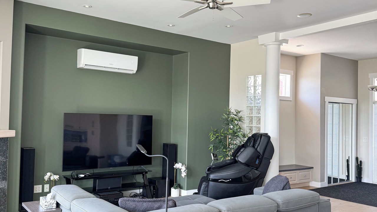 Photo of Livingroom in Black Mountain