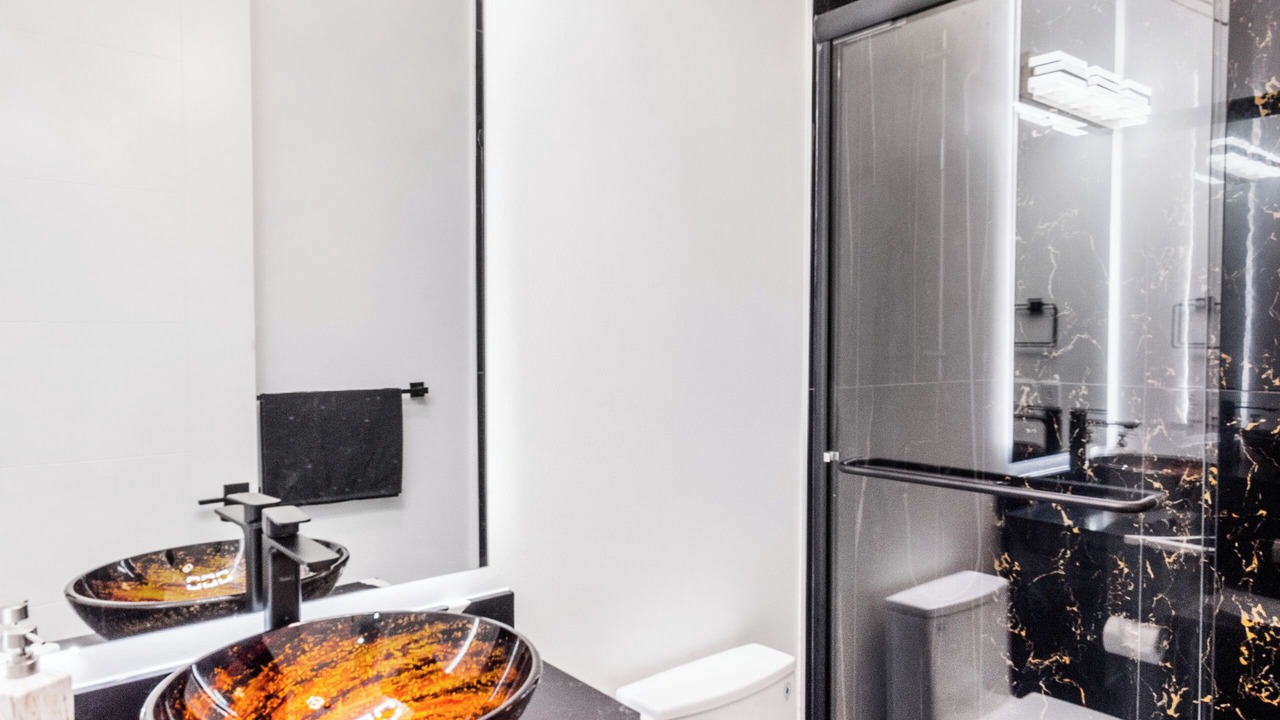 Photo of Bathroom in Willoughby