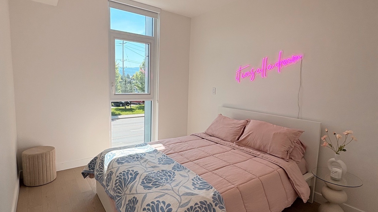 Photo of Bedroom in South Pandosy
