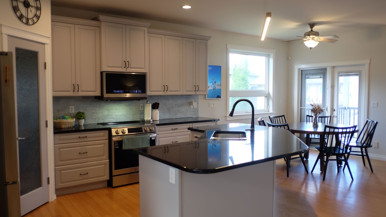 Photo of Kitchen in Sylvan Lake