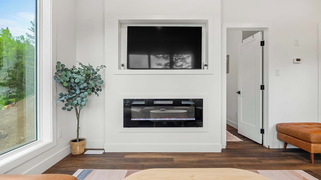 Photo of Livingroom in Alberta