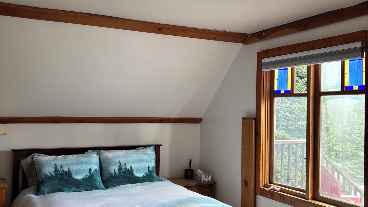 Photo of Bedroom in Kaslo