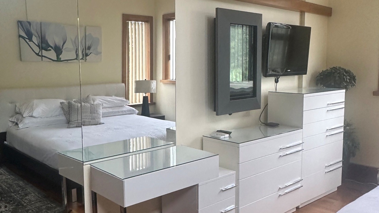 Photo of Bedroom in Blueberry Hill