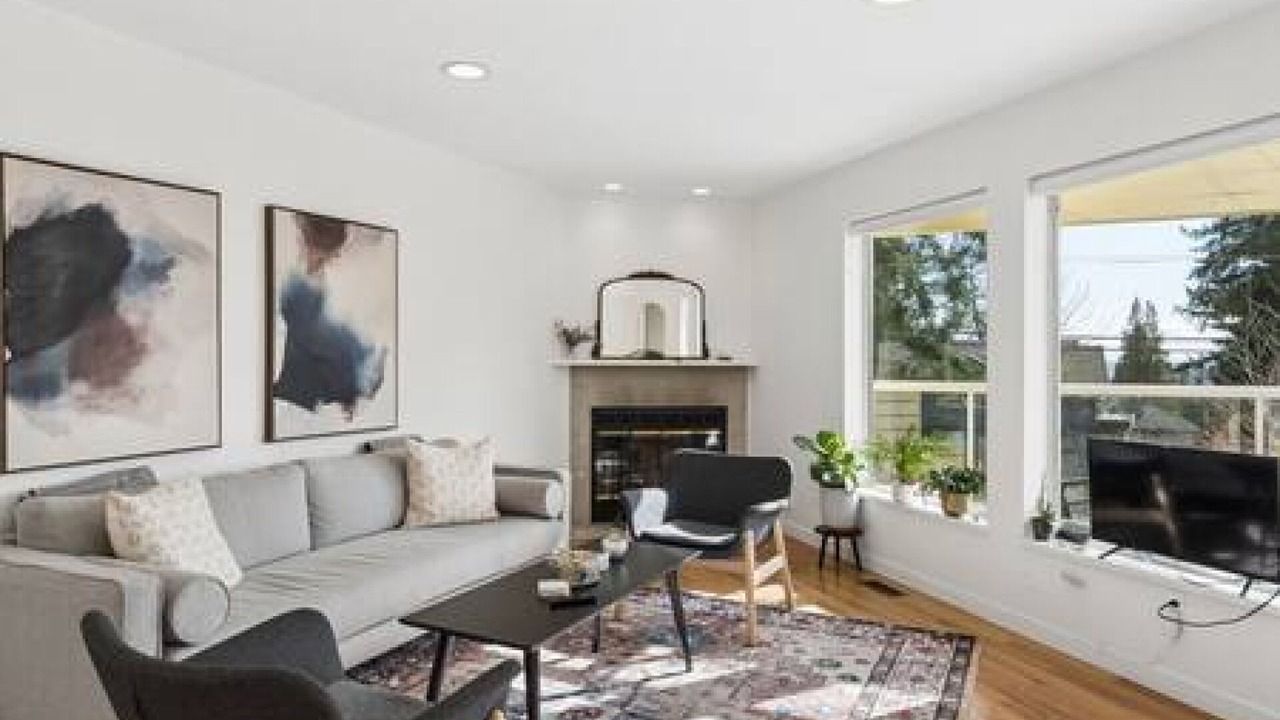 Photo of Livingroom in Upper Lonsdale