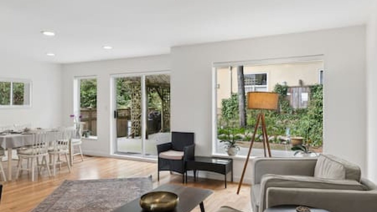 Photo of Livingroom in Upper Lonsdale