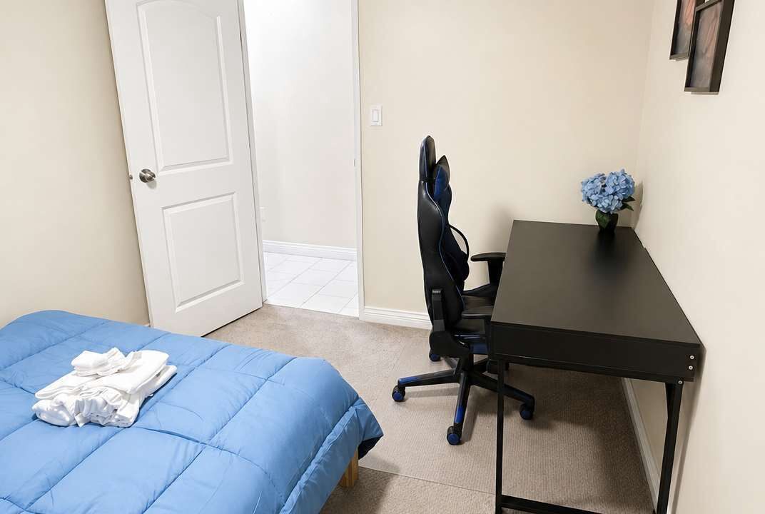 Photo of Bedroom in Sunset