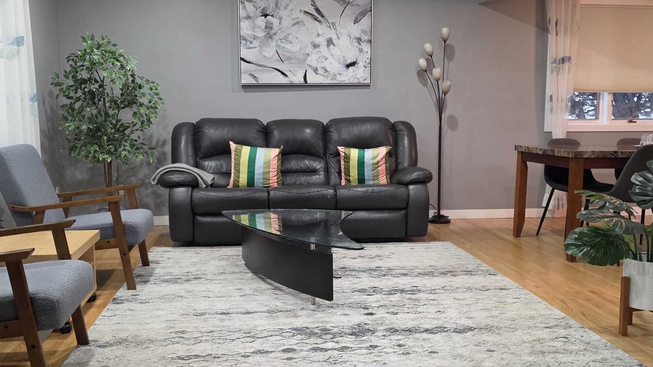 Photo of Livingroom in Jasper Place