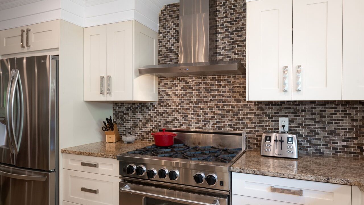 Photo of Kitchen in Deep Cove
