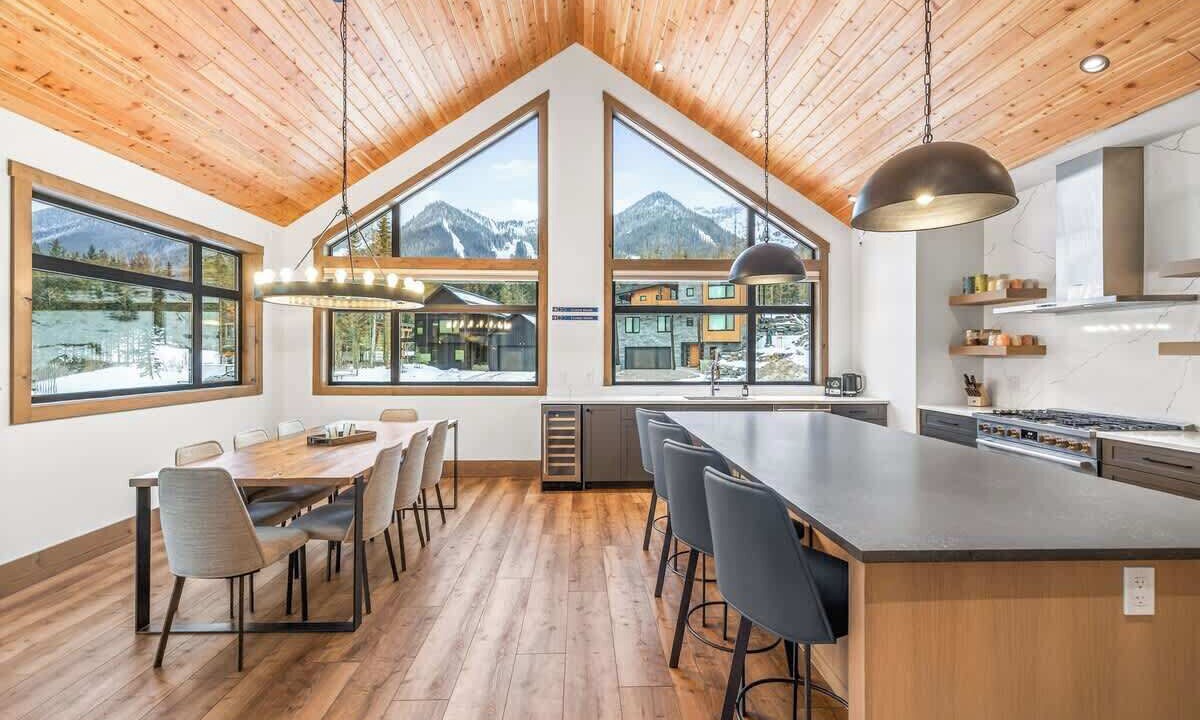 Photo of Others in East Kootenay