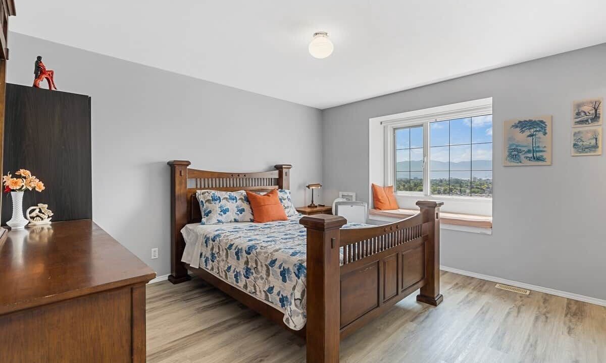 Photo of Bedroom in North End