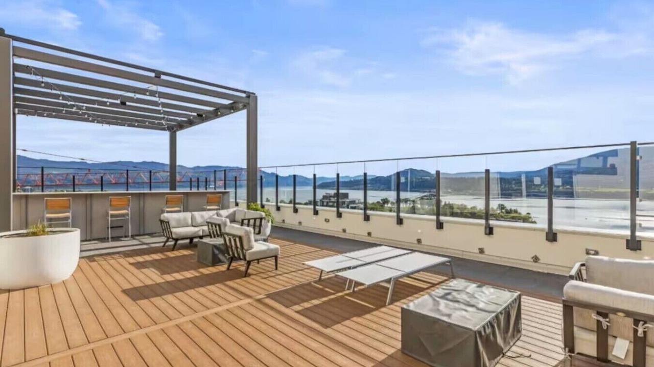 Photo of Patio Balcony in Downtown Kelowna