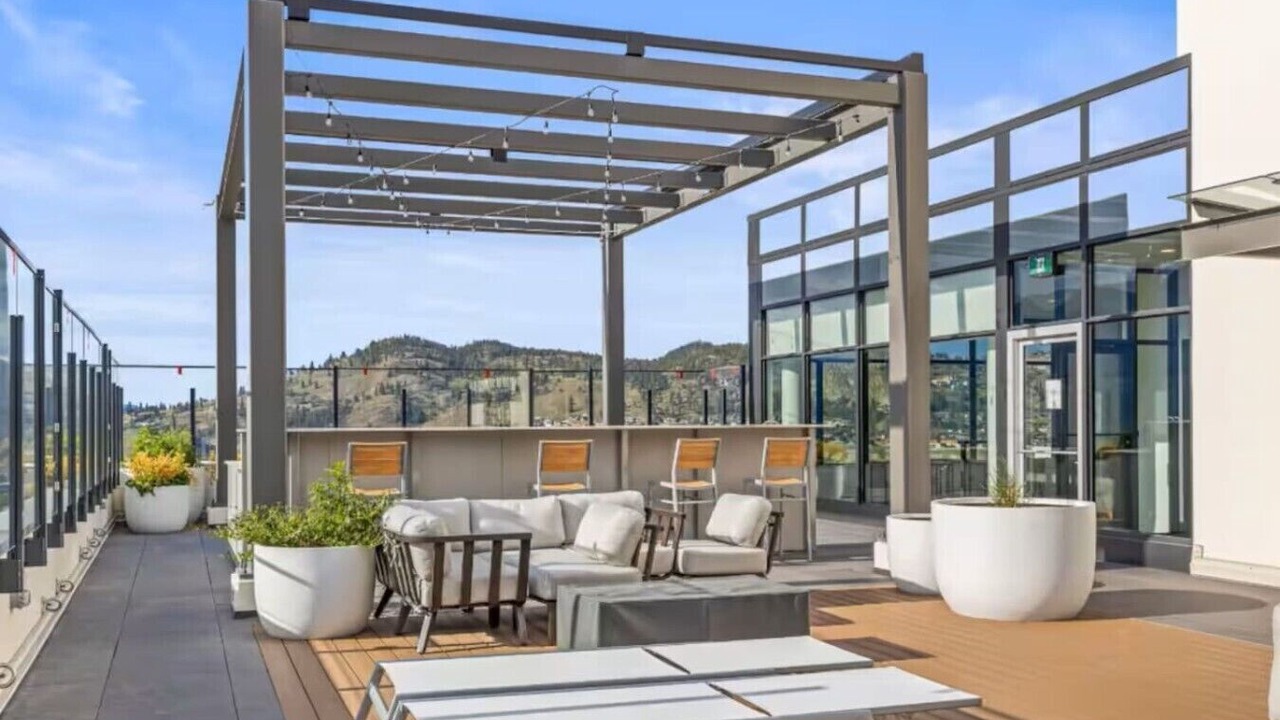 Photo of Patio Balcony in Downtown Kelowna