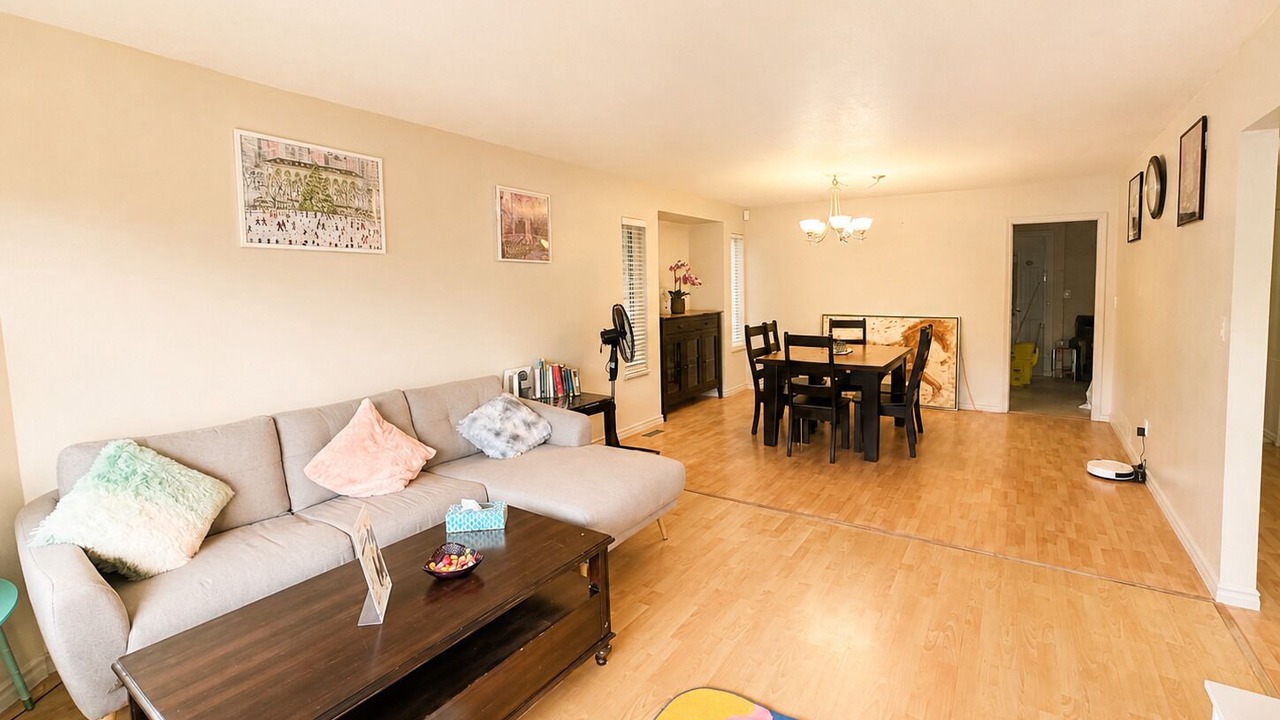 Photo of Livingroom in White Rock