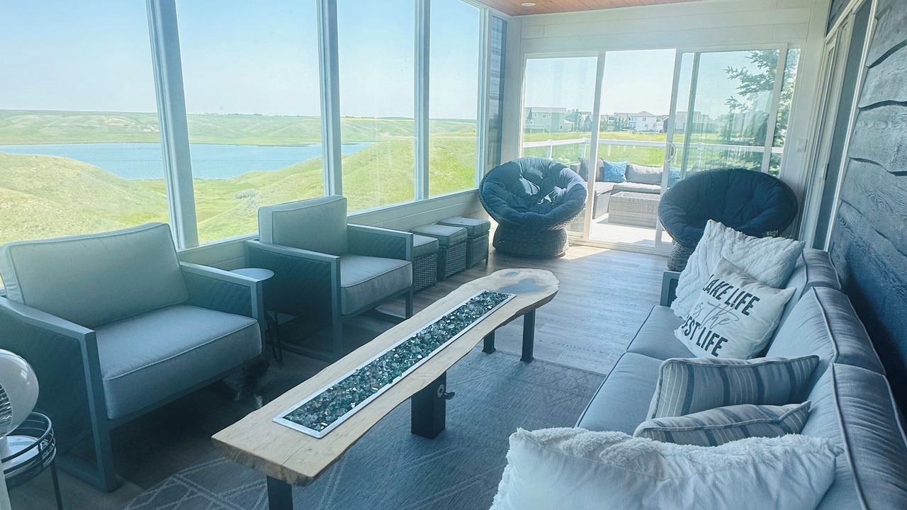 Photo of Livingroom in Vulcan County