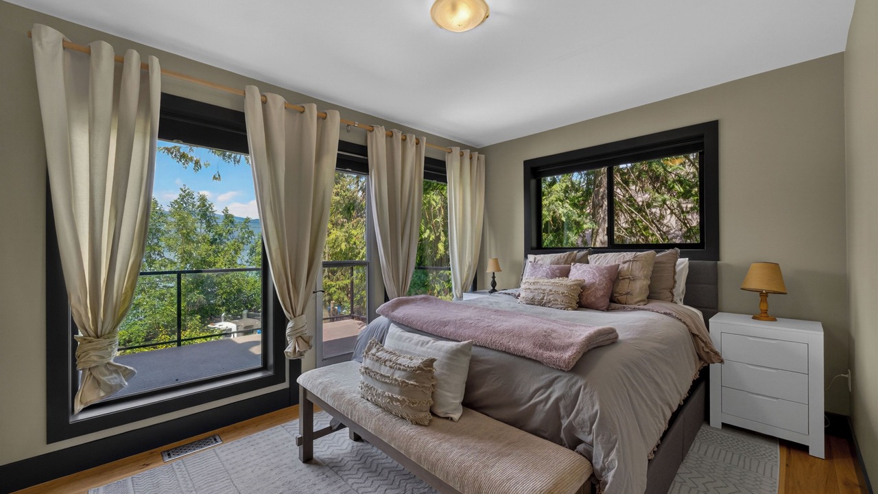 Photo of Bedroom in Blind Bay