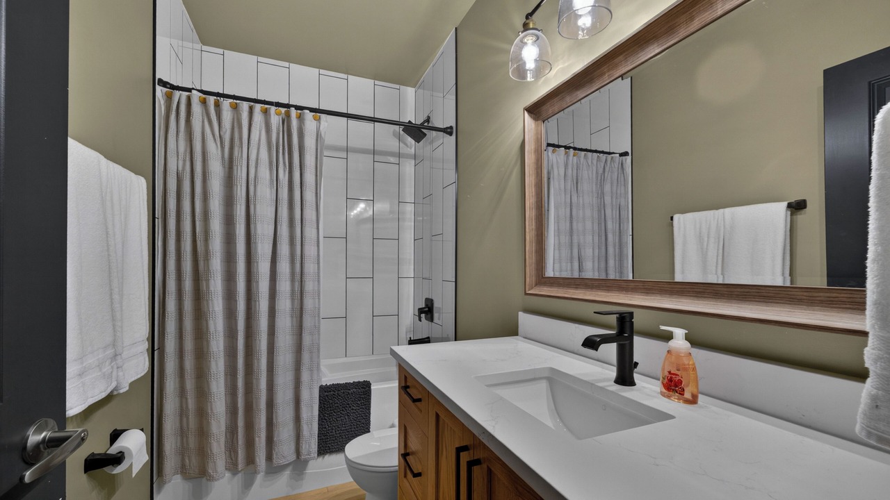 Photo of Bathroom in Blind Bay