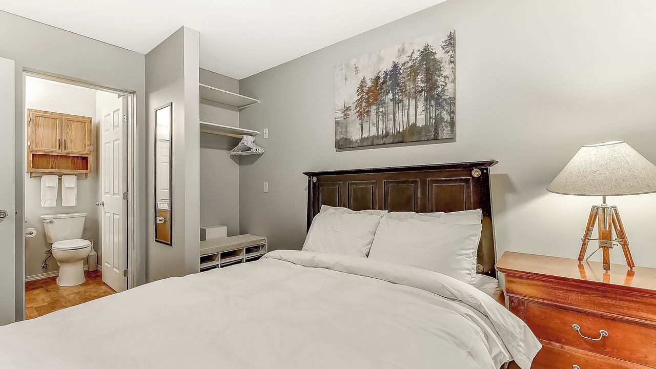 Photo of Bedroom in Big White Ski Resort
