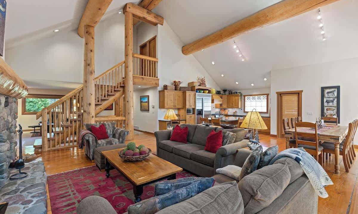 Photo of Livingroom in Nicklaus North