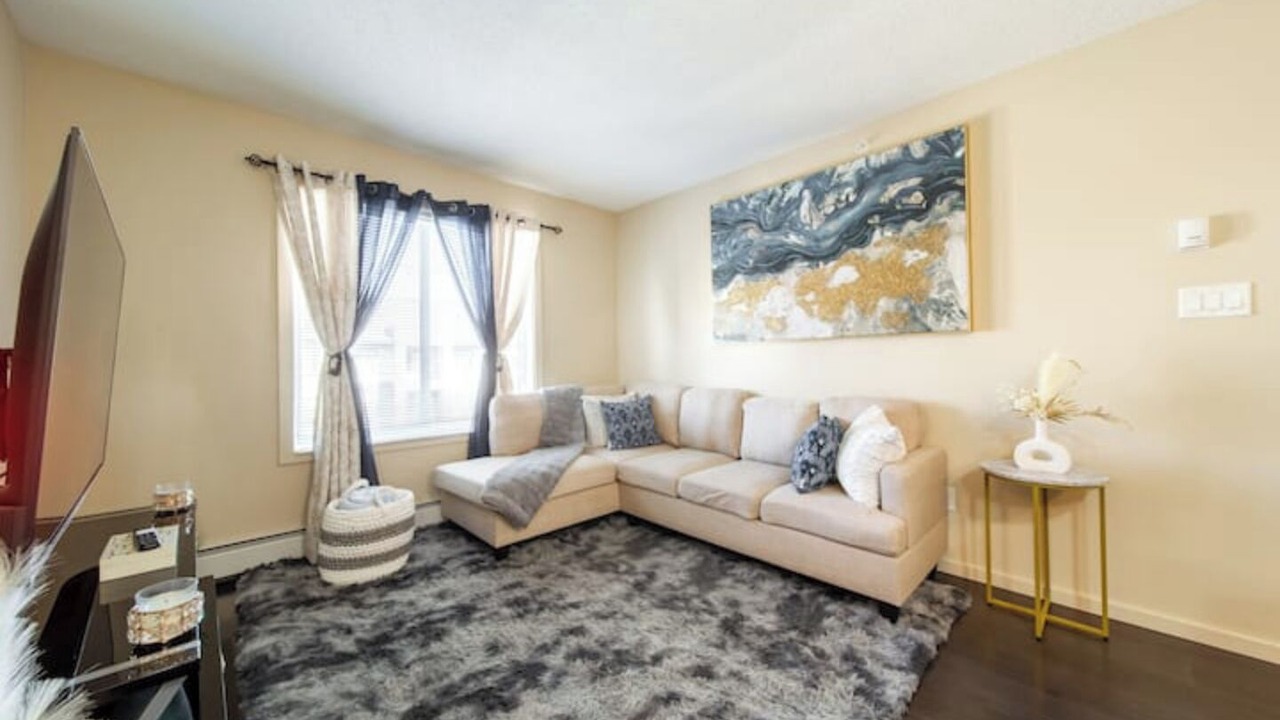 Photo of Livingroom in Southwest Edmonton