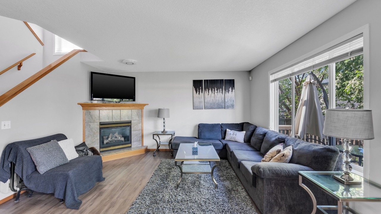 Photo of Livingroom in Calgary