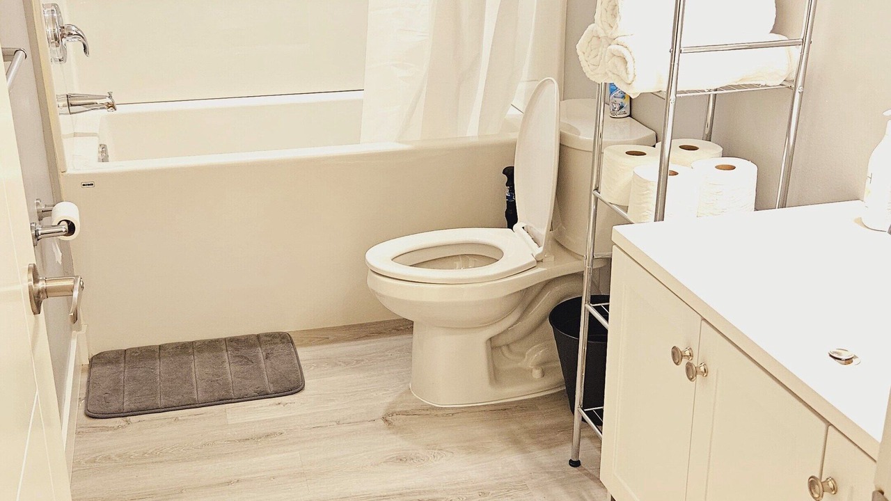 Photo of Bathroom in Airdrie